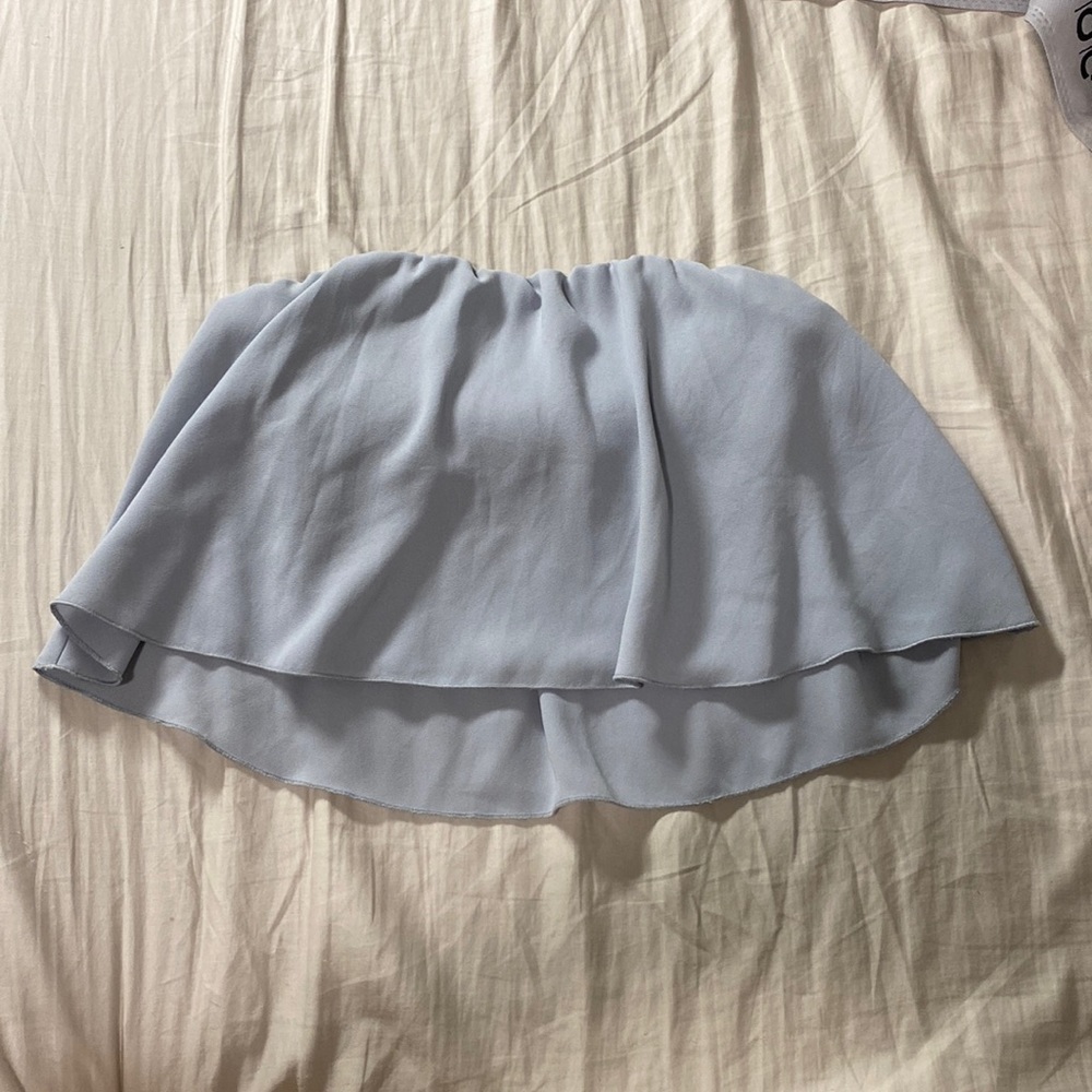 Aritzia light blue flowy tube top with sweetheart neckline